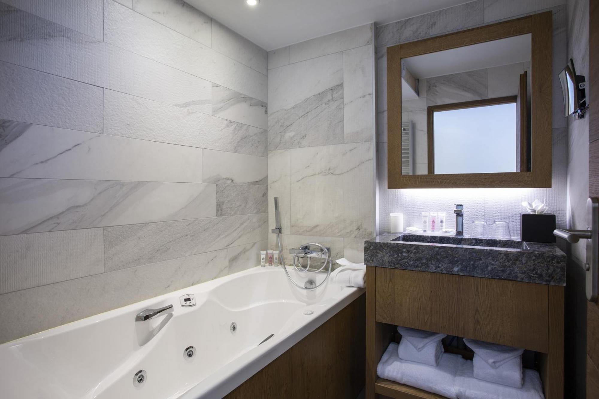 Hotel Alparena & Spa - 4 Etoiles La Rosiere  Exteriér fotografie